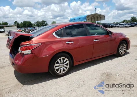 2015 Nissan Altima 2.5 z USA, uszkodzony, nr VIN 1N4AL3AP8FC287089